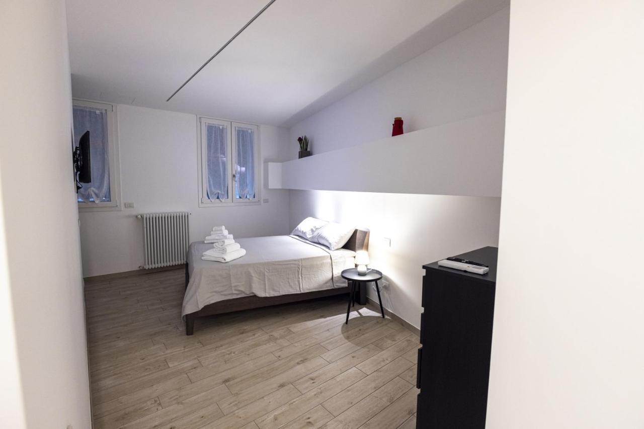 Loft La Sedia Rossa - Centro Storico Leilighet Milano Eksteriør bilde